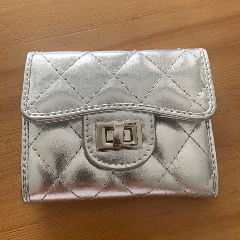 Unbranded silver wallet